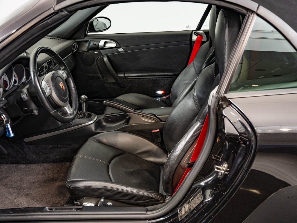 Used 2005 Basalt Black Metallic Porsche Carrera S image 5