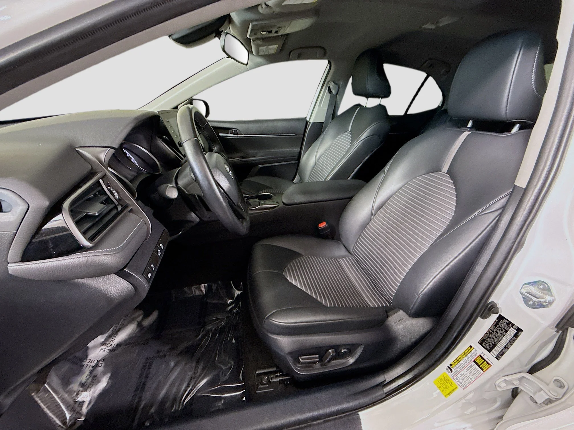Used 2024 Ice Edge Toyota SE image 17