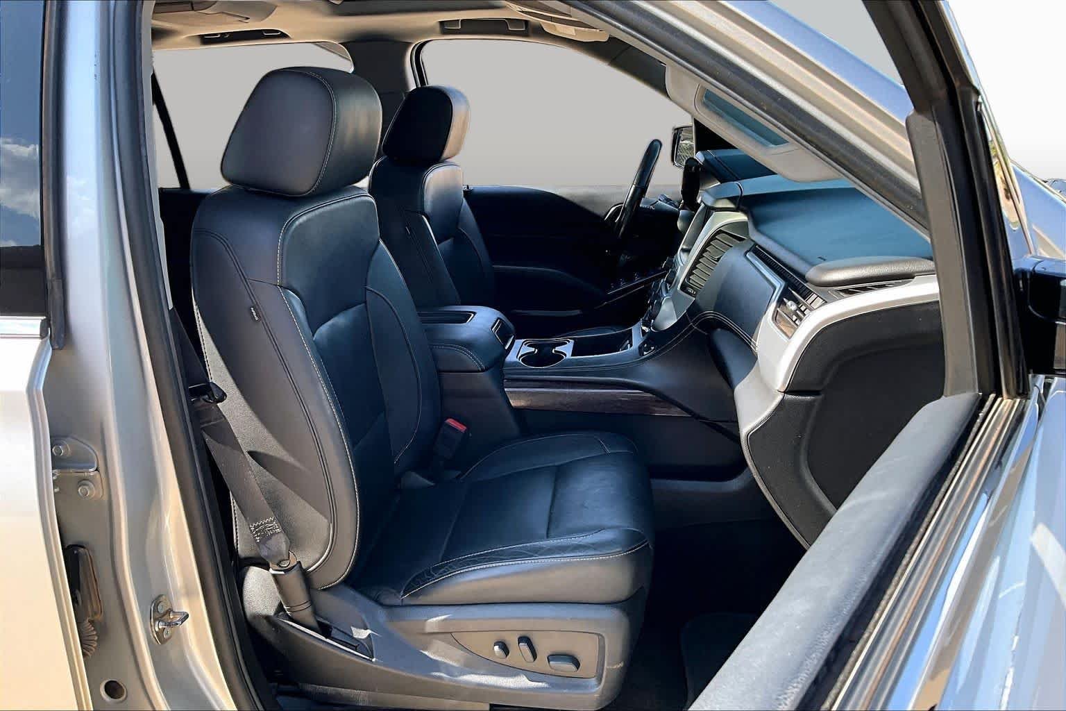 Used 2018 Quicksilver Metallic GMC SLT image 8
