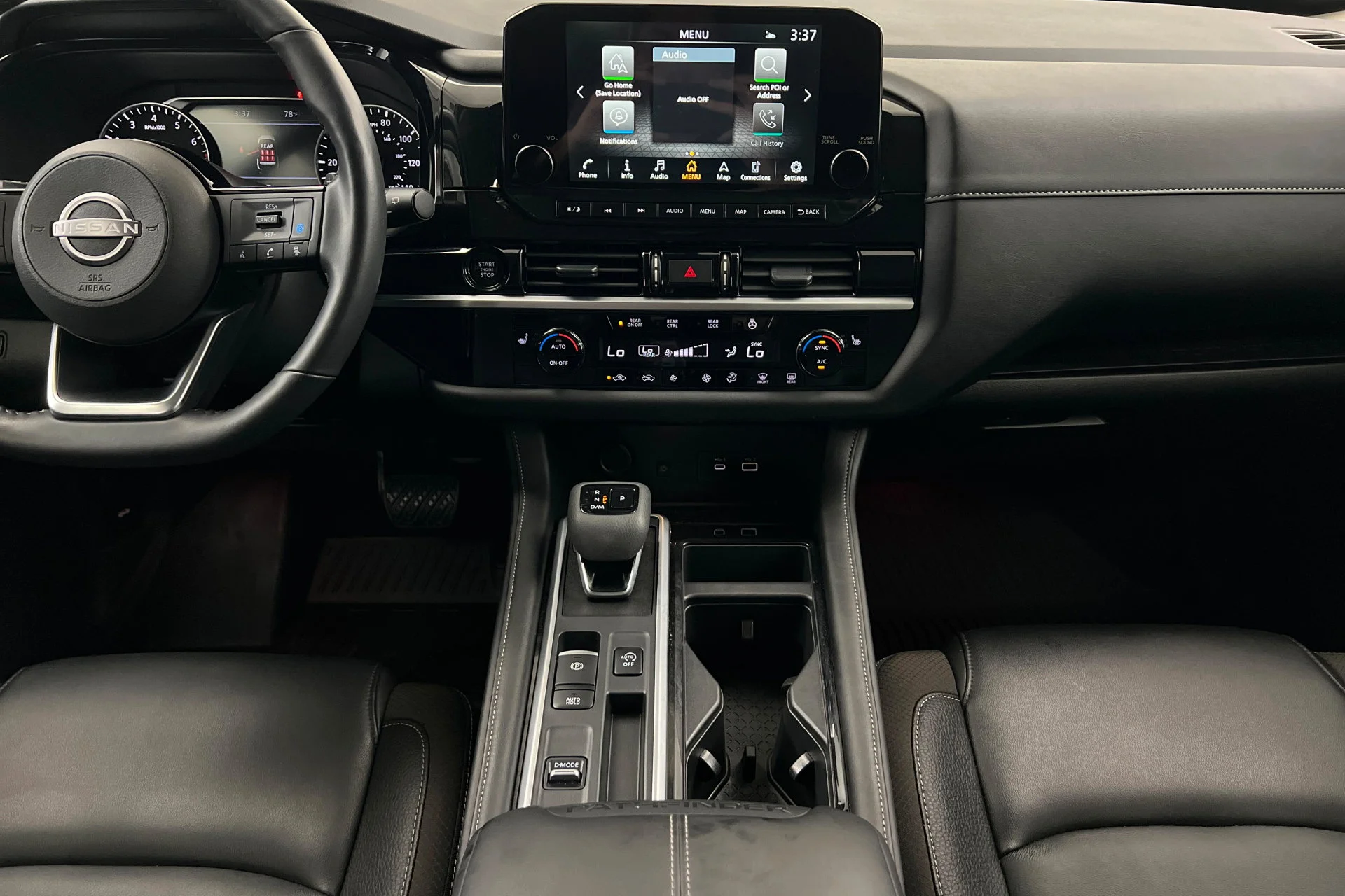 2025 Nissan Pathfinder SL - Photo 13