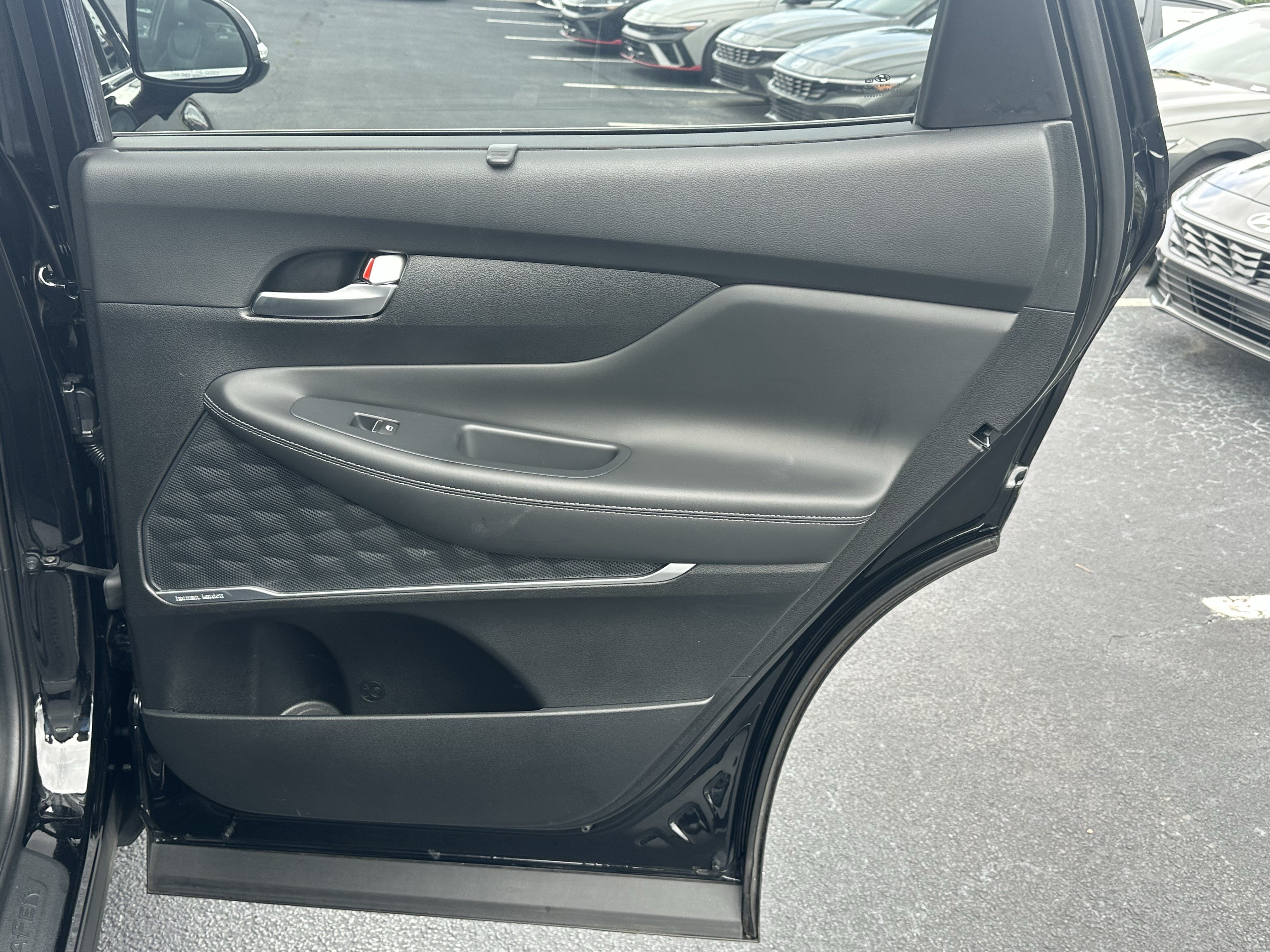 Used 2022 Twilight Black Hyundai SEL image 16