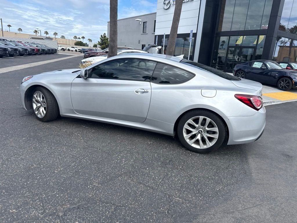 Used 2014 Silver Hyundai 2.0T image 10