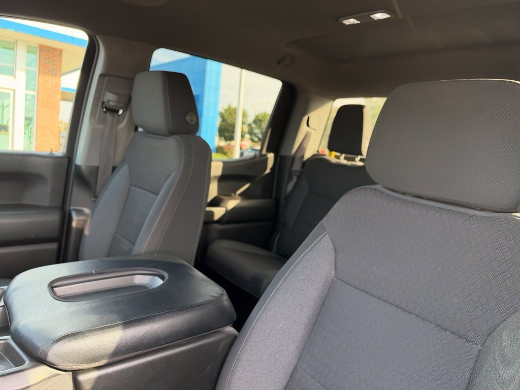 Used 2024 Blue Chevrolet Custom image 21