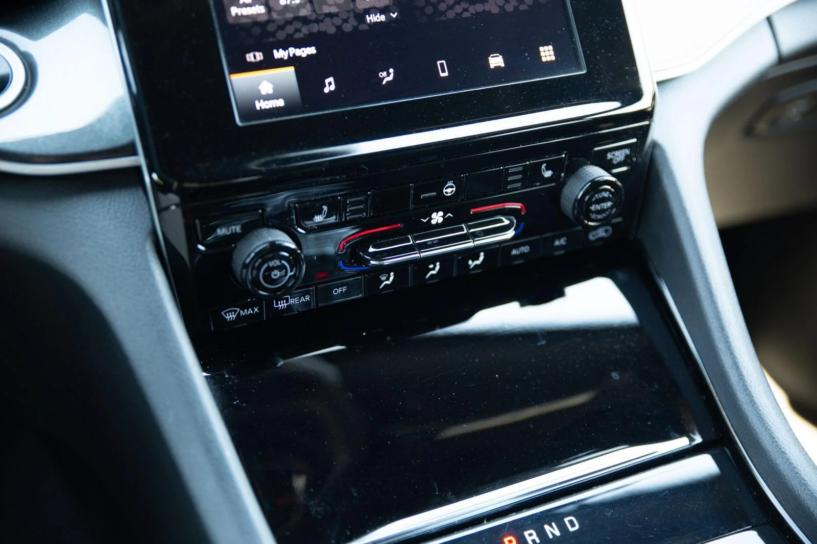 Used 2023 Velvet Red Pearlcoat Jeep Altitude image 15