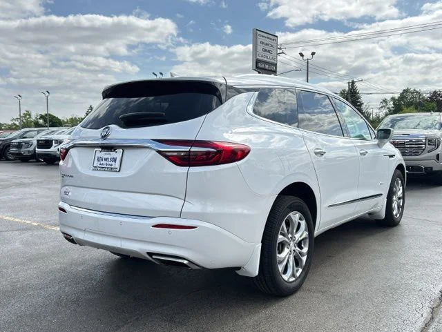 Used 2020 White Buick Avenir image 14