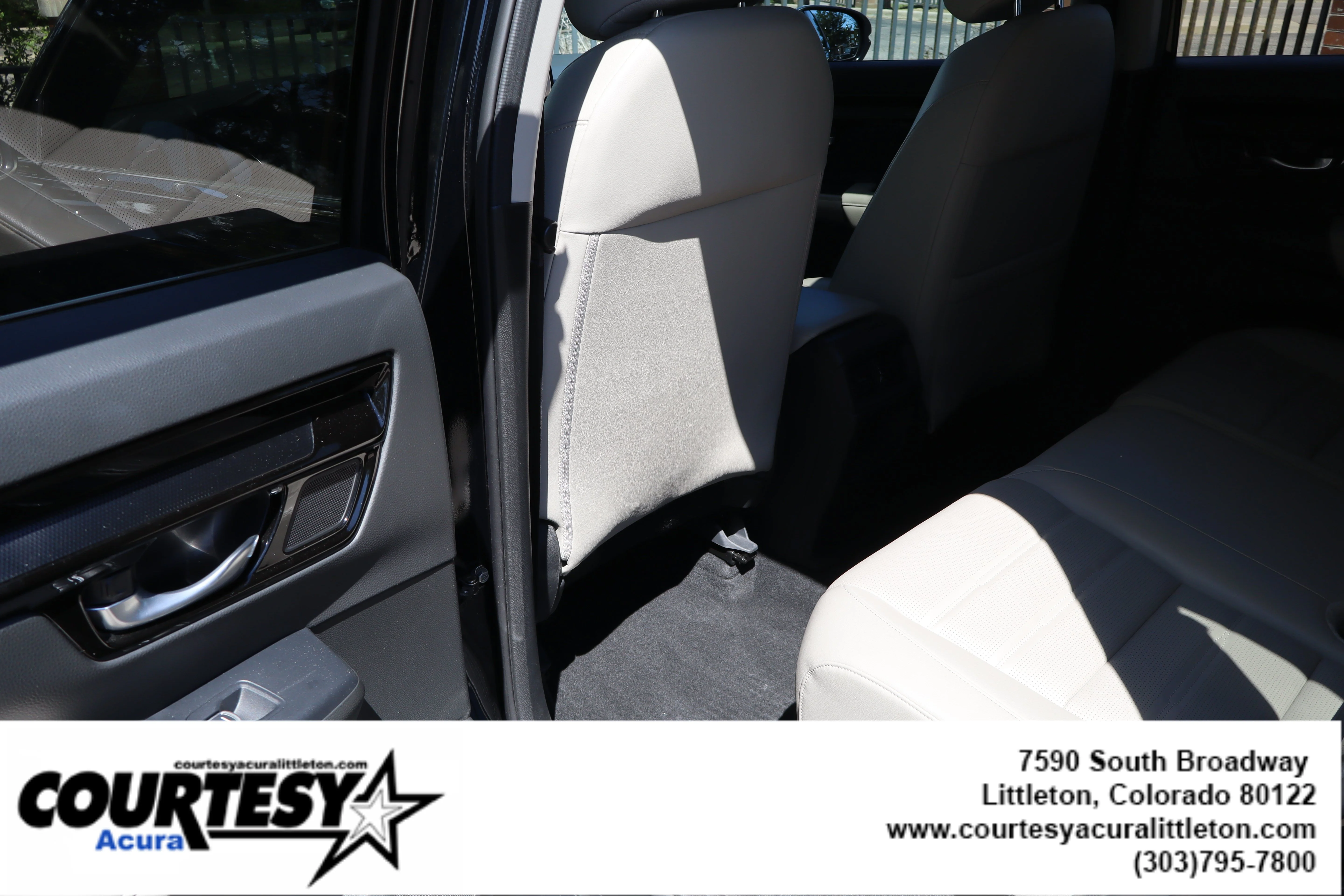 Used 2023 Crystal Black Pearl Honda EX-L image 25