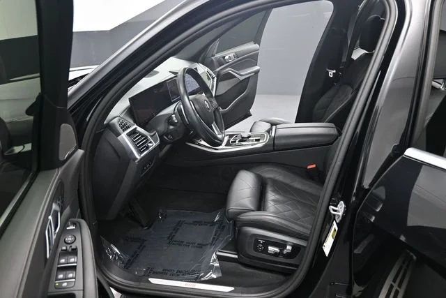 Certified Used 2024 Black BMW sDrive40i image 18