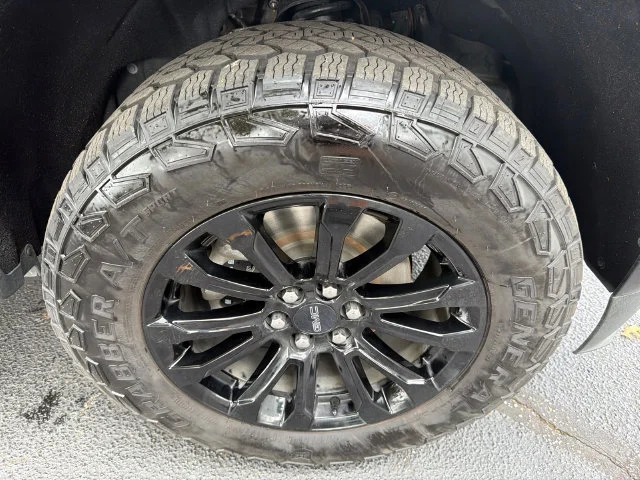Used 2022 SATIN STEEL METALLIC GMC 4WD Elevation image 12