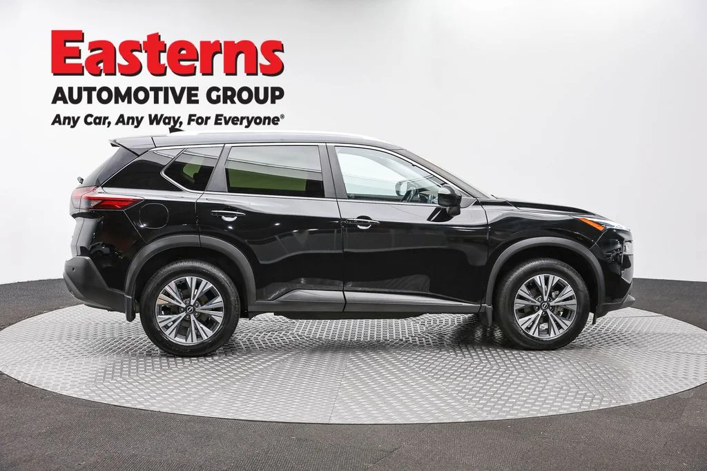 Used 2023 Black Nissan SV image 4