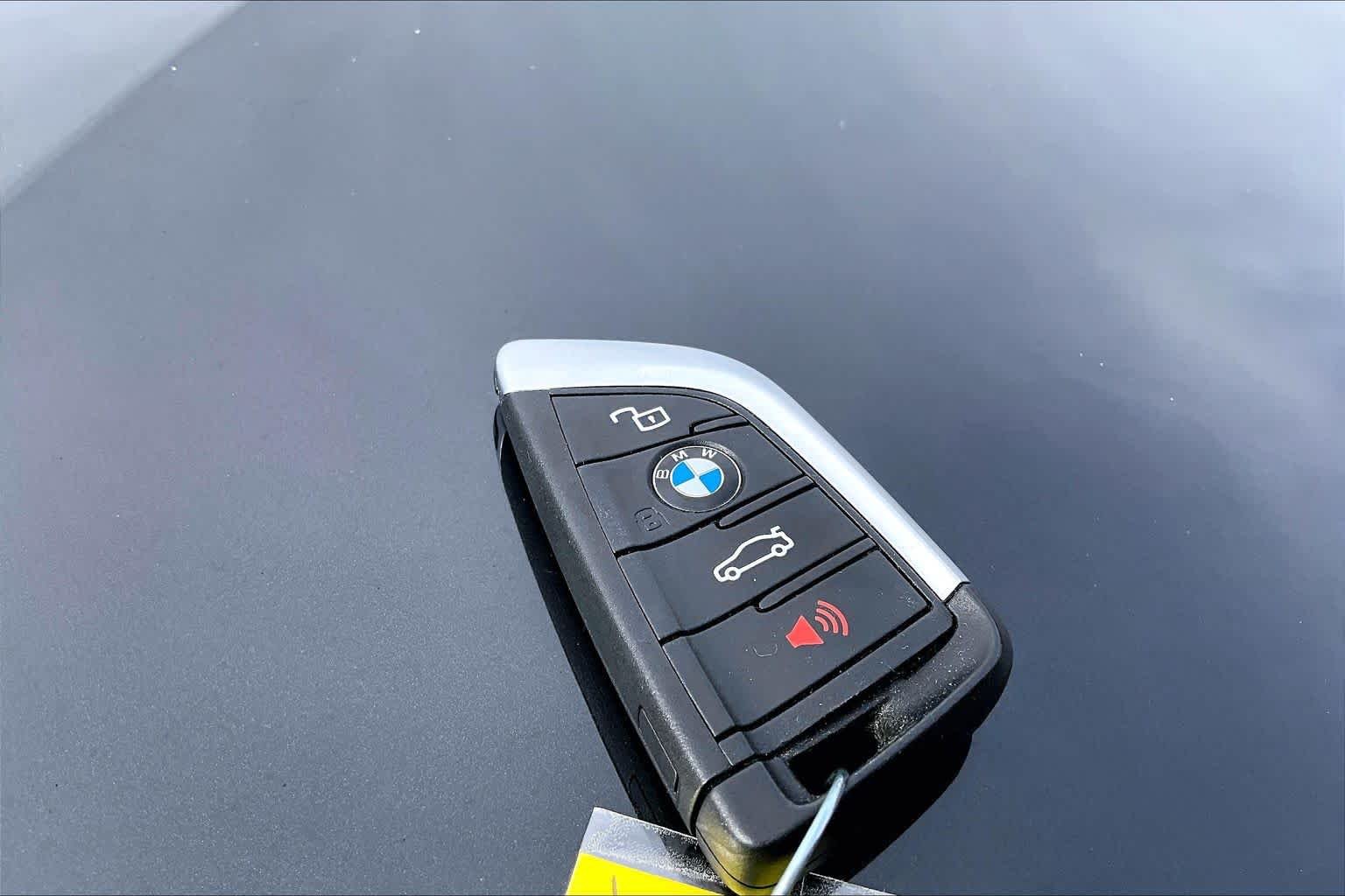 Used 2023 Black Sapphire Metallic BMW M340i image 16