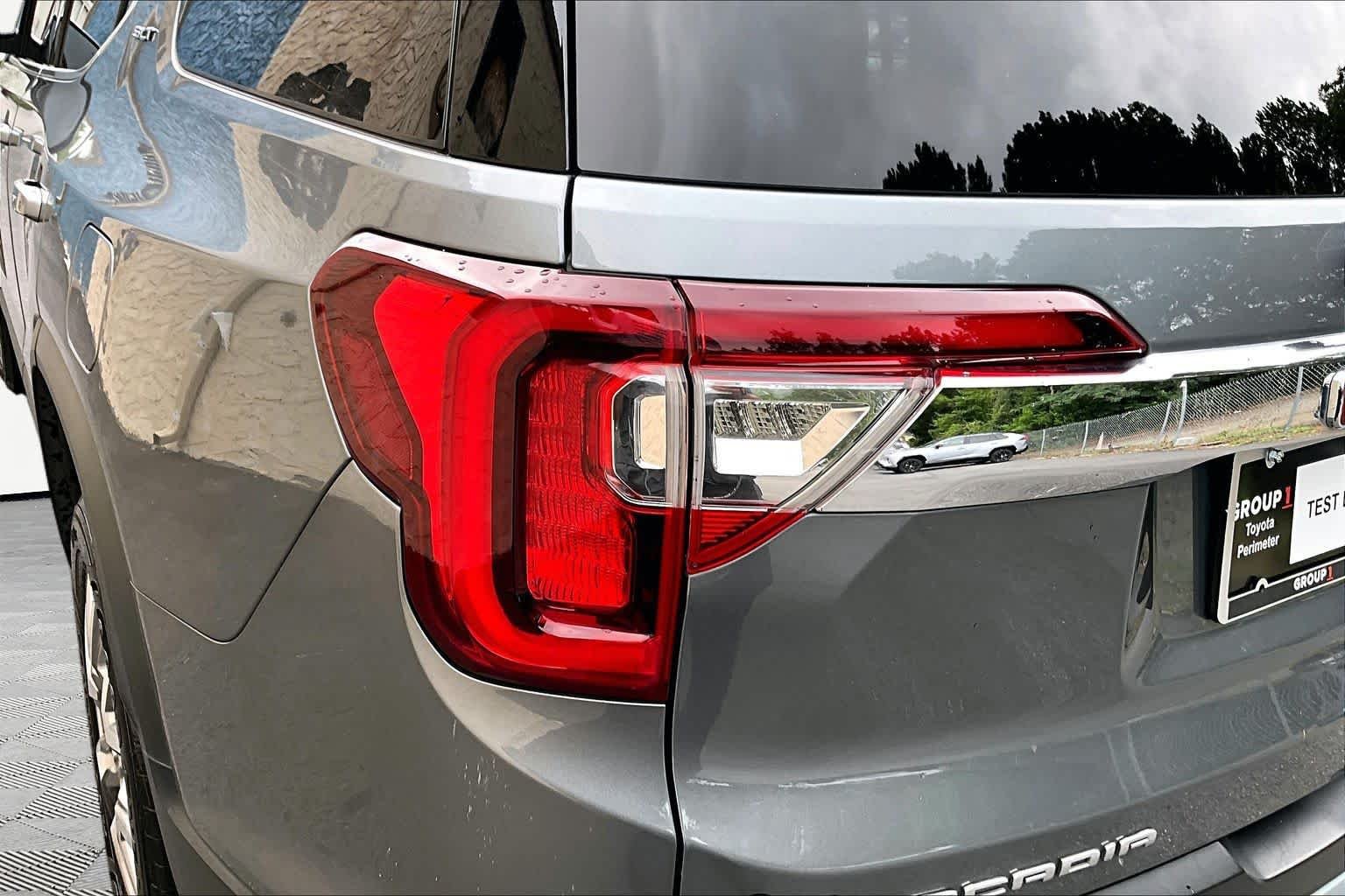 Used 2021 Satin Steel Metallic GMC SLT image 29
