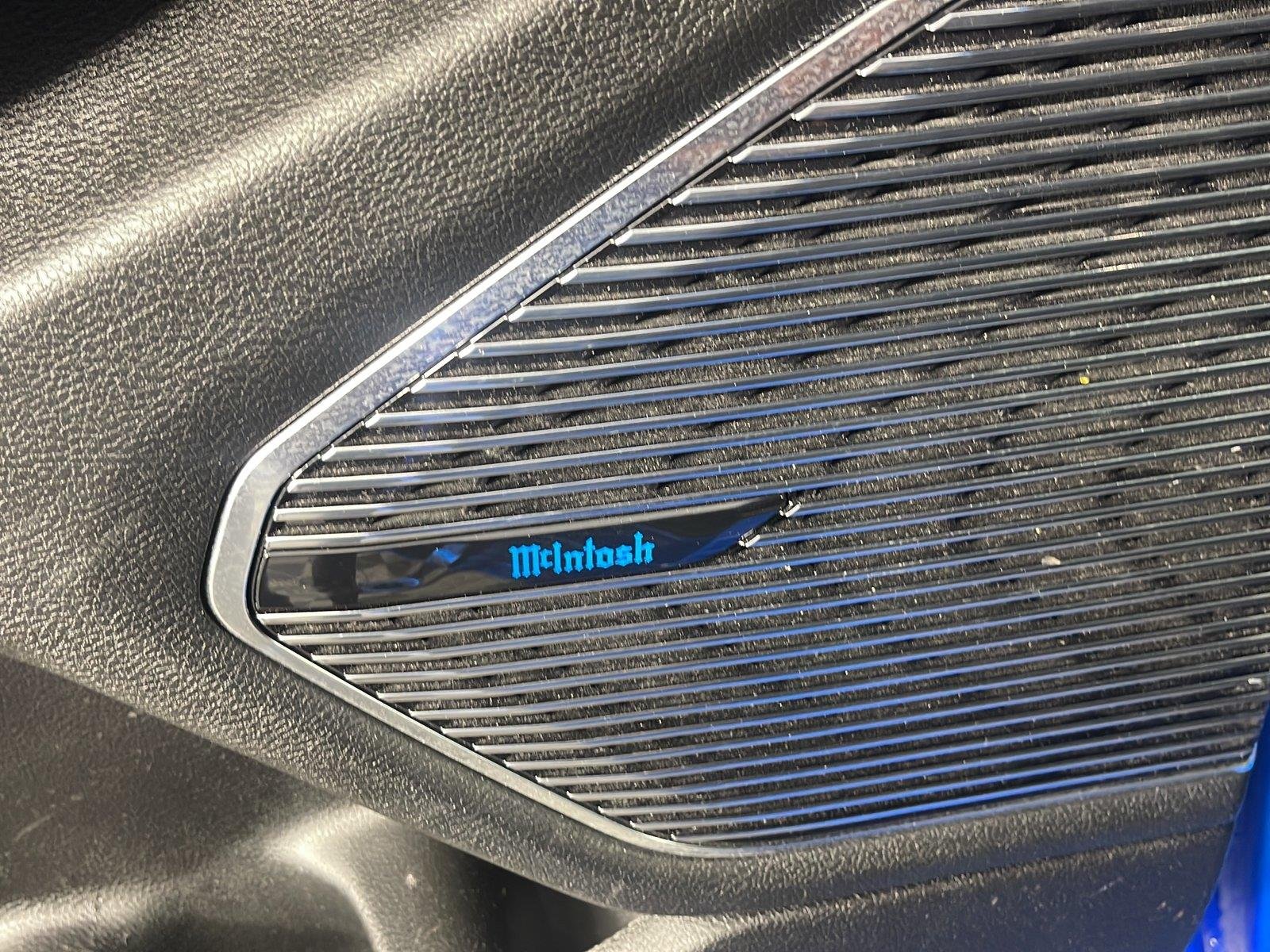 Used 2023 Hydro Blue Pearlcoat Jeep Overland image 14