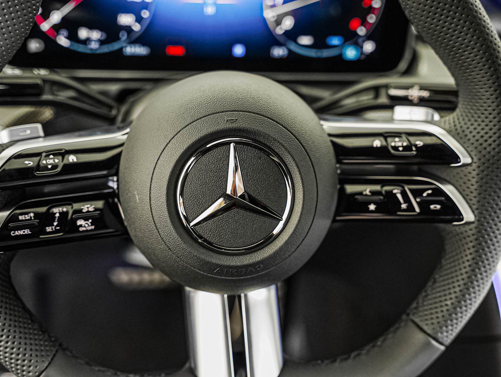 New 2026 MANUFAKTUR Alpine Grey Mercedes-Benz CLE 300 image 11