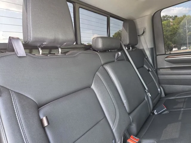 Used 2025 Silver GMC SLT image 31