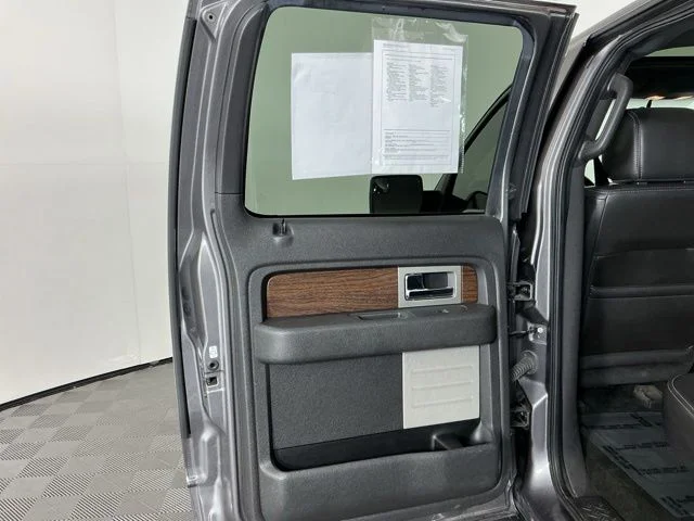 Used 2014 Sterling Gray Metallic Ford Lariat image 26