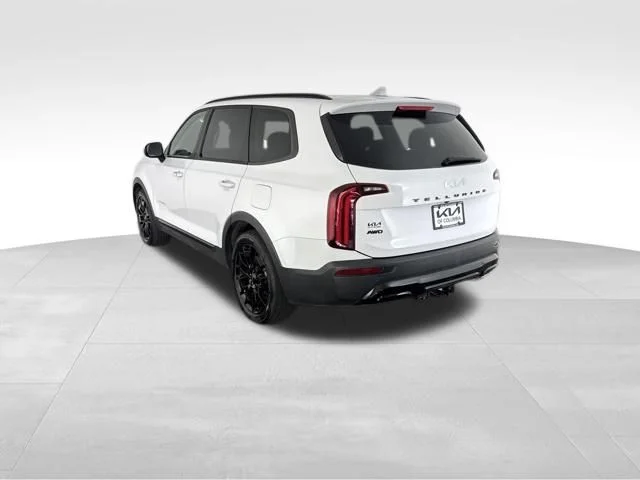 Used 2022 White Kia EX image 9
