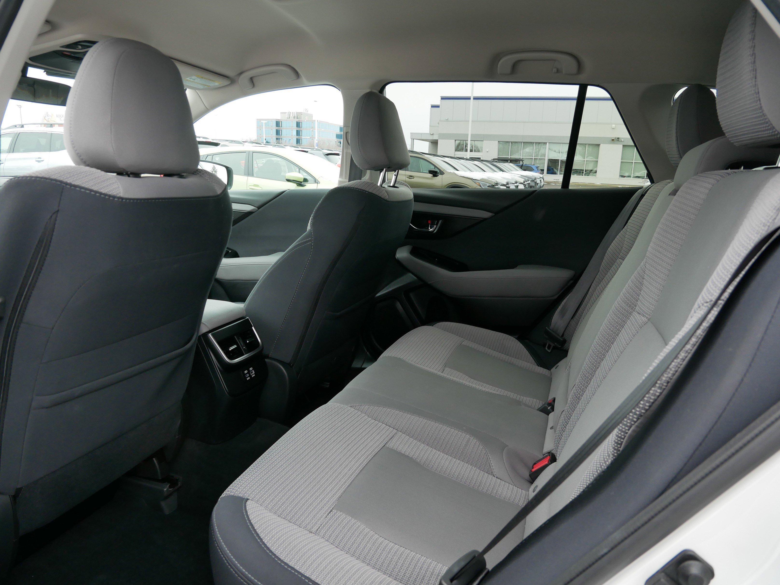 2024 Subaru Outback Premium - Photo 33