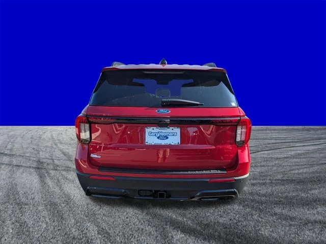 New 2026 Rapid Red Metallic Tinted Clearcoat Ford ST-Line image 5