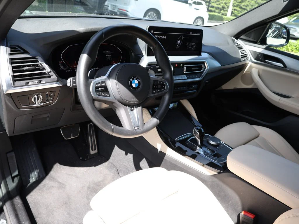 2025 BMW X4 30i - Photo 15