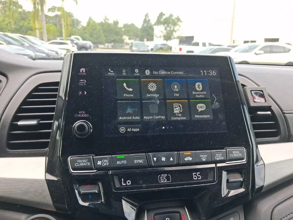 Used 2024  Honda EX-L image 27