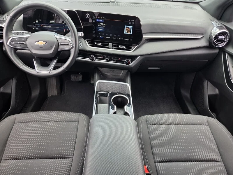 Used 2025 Summit White CHEVROLET FWD LT image 12