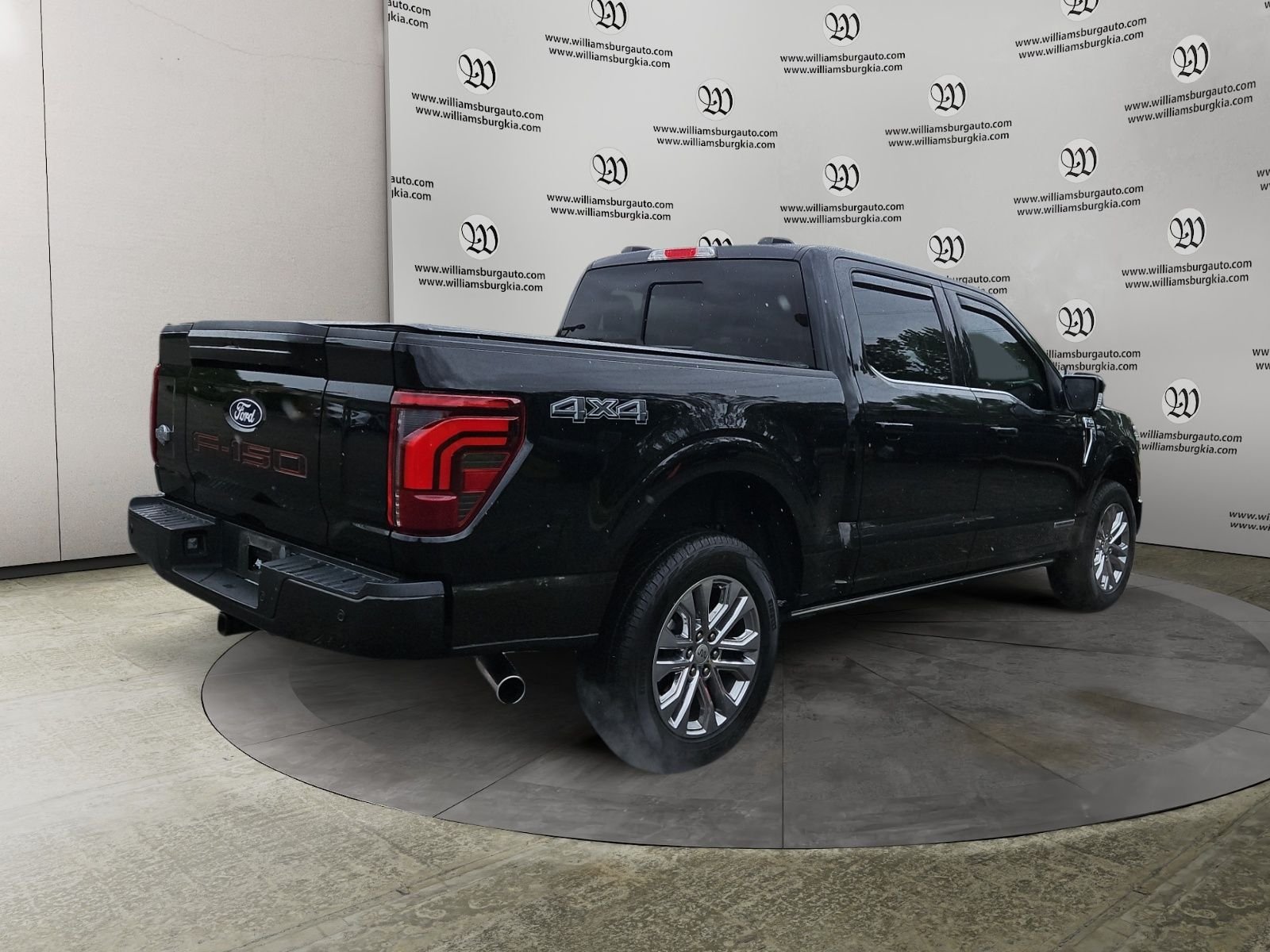 Used 2024 Black Ford King Ranch image 5