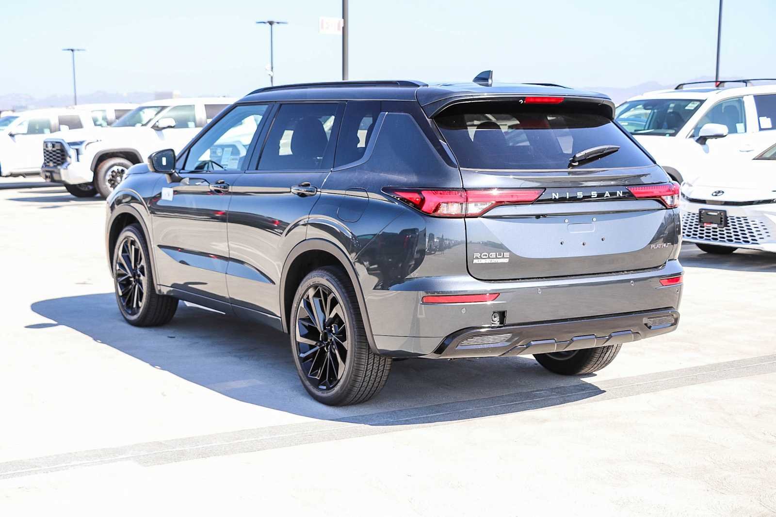 New 2026 Moonrock Gray Nissan Platinum image 8