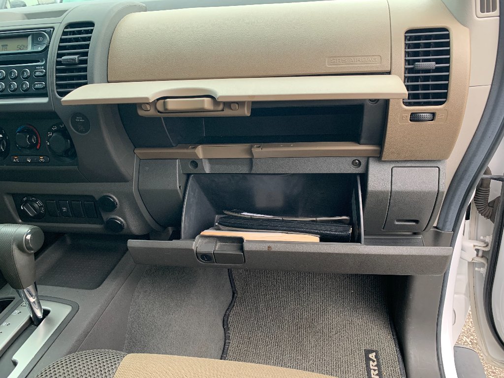 Used 2007 Avalanche Nissan S image 28