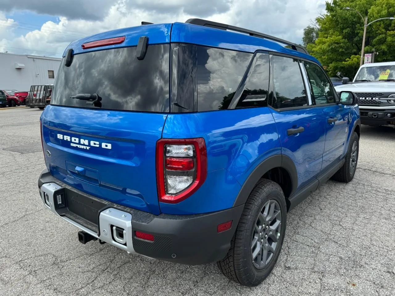 New 2025 Velocity Blue Metallic Ford Big Bend® image 3