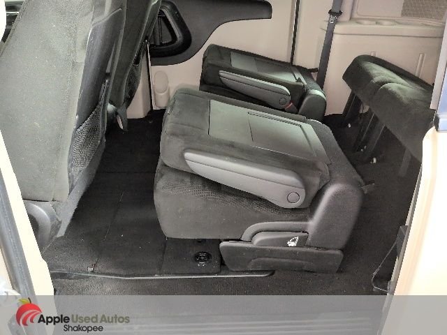 Used 2016 Beige Dodge SXT image 31