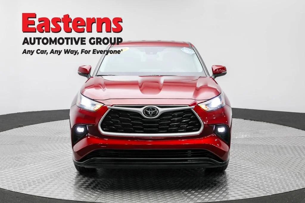 Used 2022 Red Toyota LE image 2