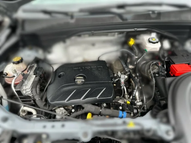 Certified Used 2025 Gray Chevrolet LT image 27