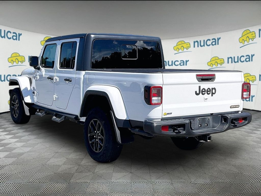 Used 2023 Bright White Clearcoat Jeep  image 4