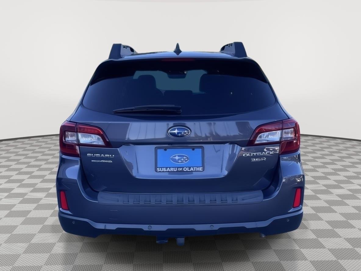 Used 2017 Carbide Gray Metallic Subaru Limited image 10
