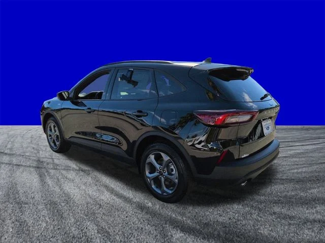 New 2026 Agate Black Metallic Ford ST-Line image 6