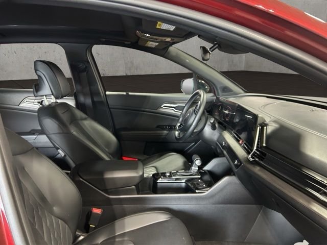 Used 2024 Red Kia X-Line image 17