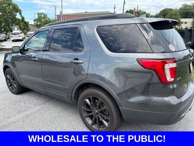 Used 2017 Gray Ford XLT image 9