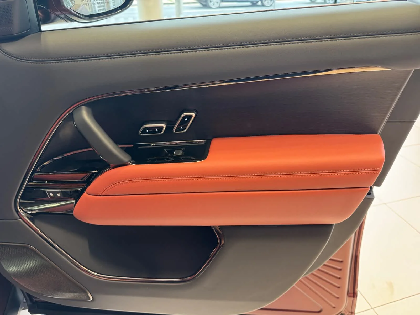 New 2026 Sunrise Copper Satin Land Rover P615 LWB image 16