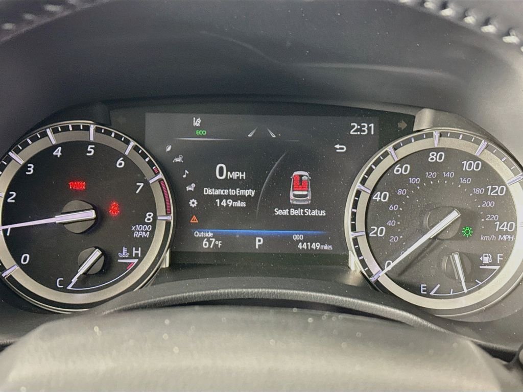 Used 2022 Red Toyota Platinum image 13