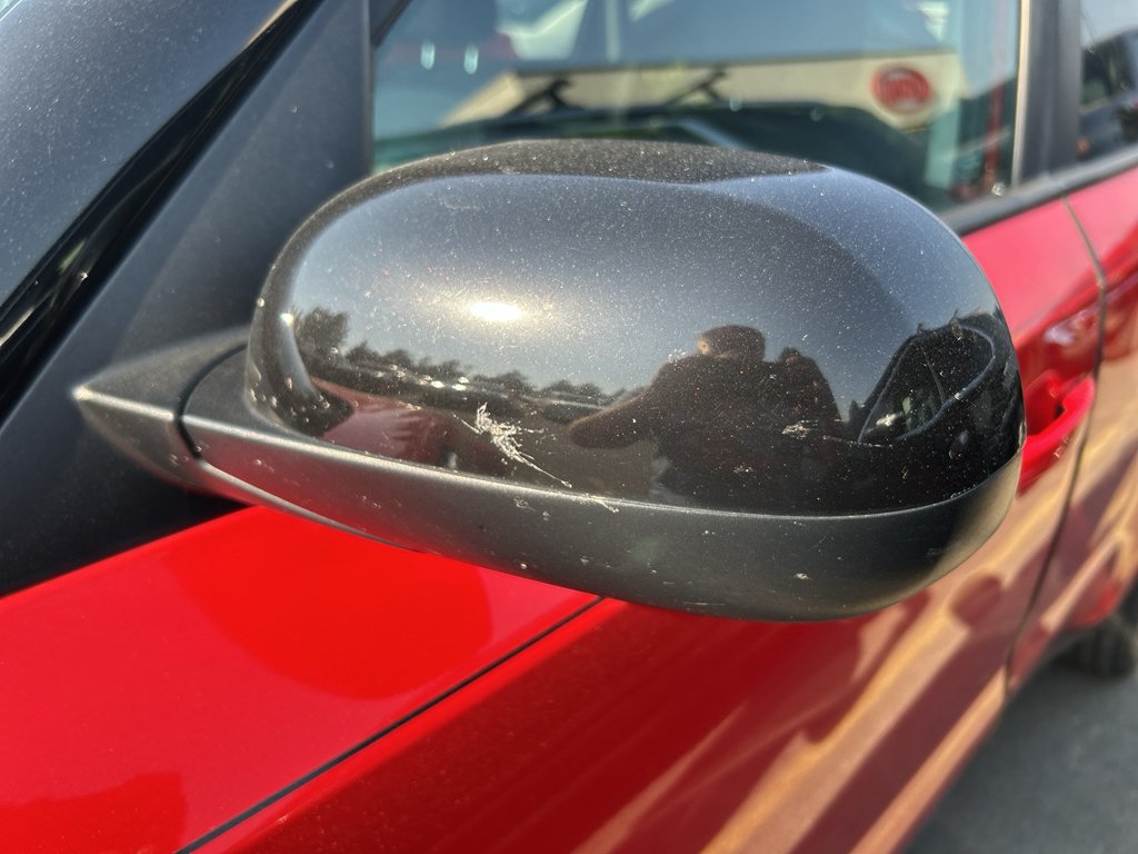 Used 2017 Inferno Red w/Black Roof Kia + image 9