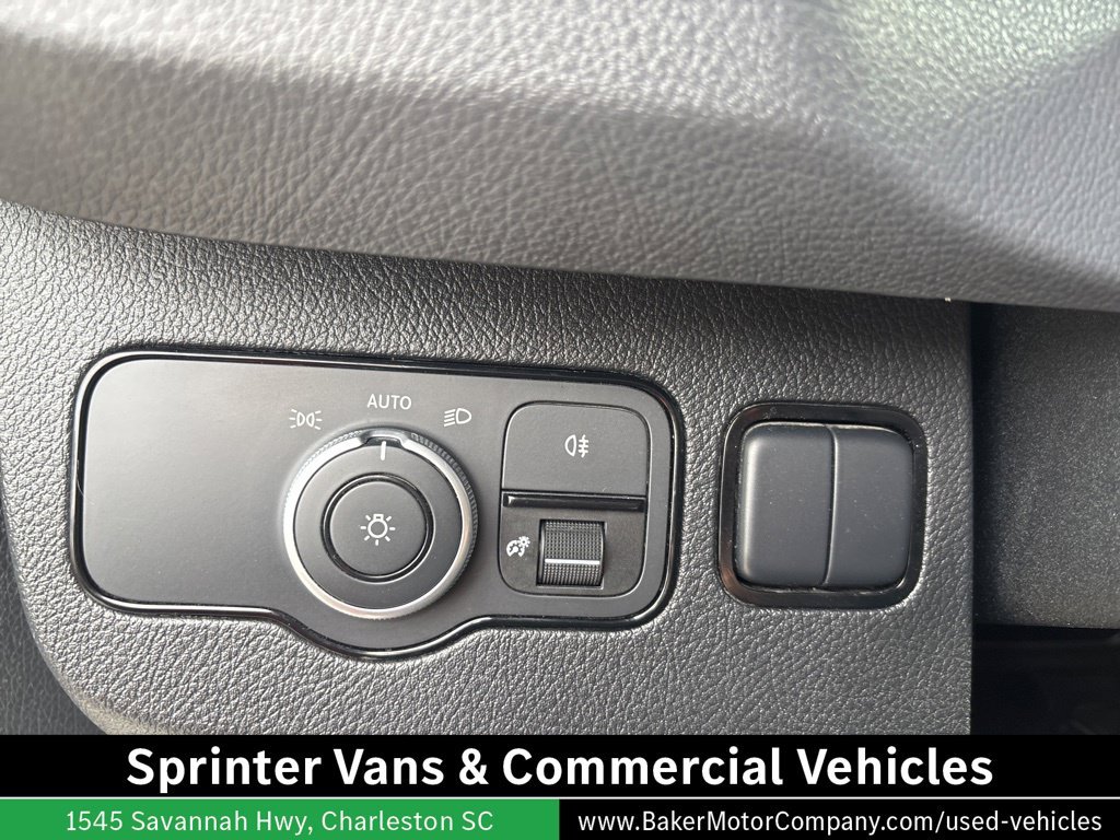 Used 2024  Mercedes-Benz Passenger 144 WB image 45