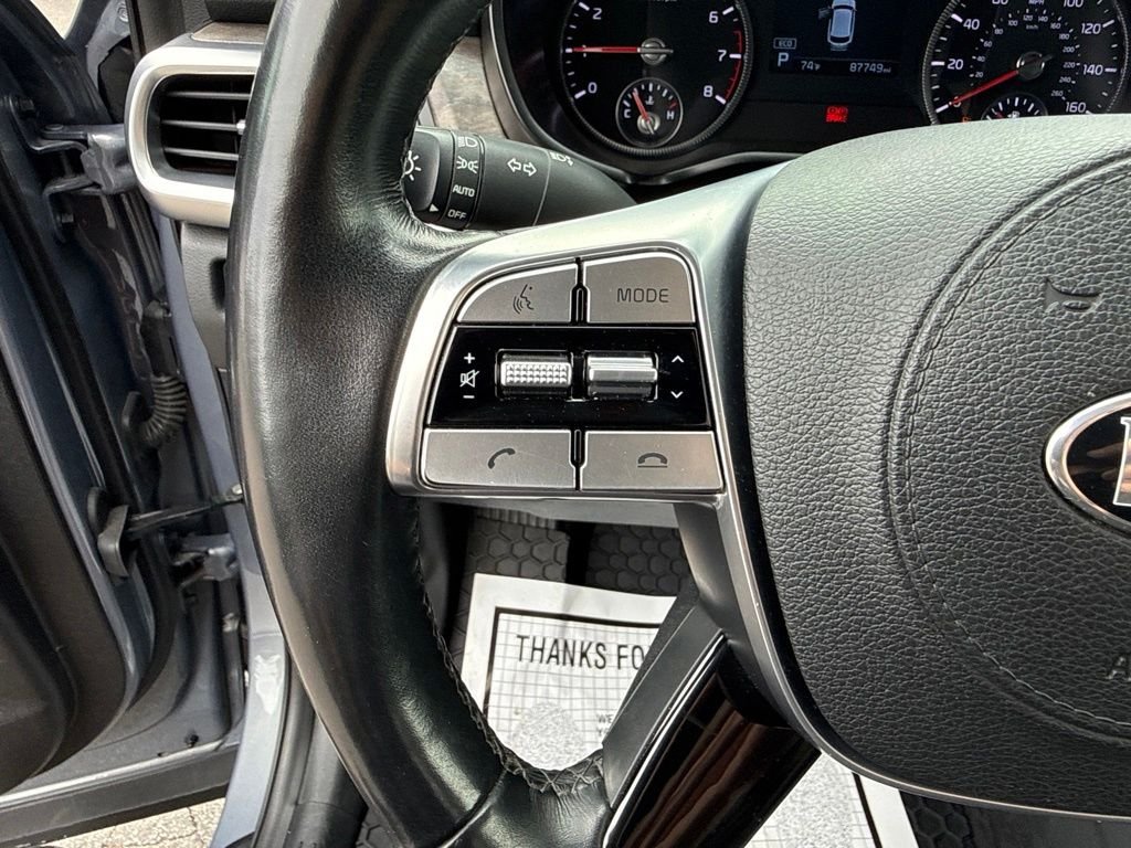 Used 2020 Silver Kia EX image 30