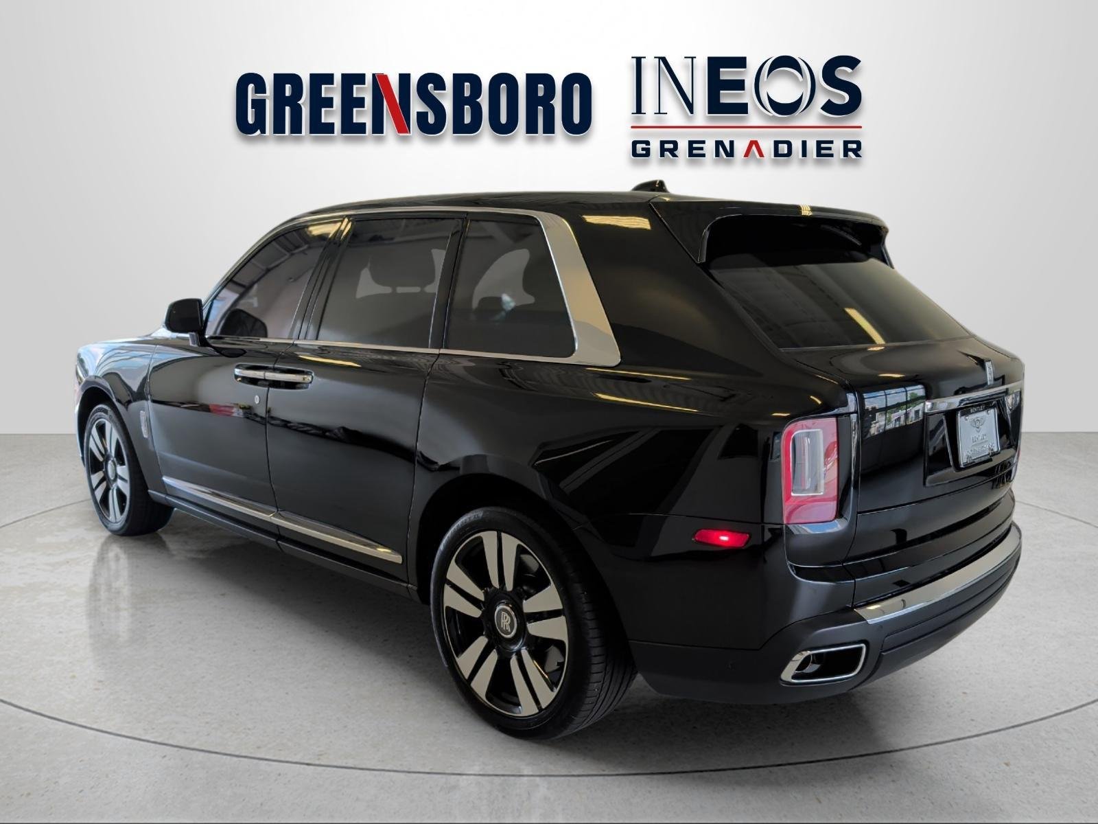 Used 2021 BLACK ROLLS ROYCE BASE image 3