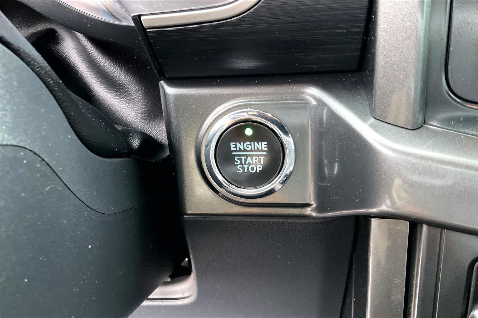 Used 2022 Carbonized Gray Ford XLT image 31