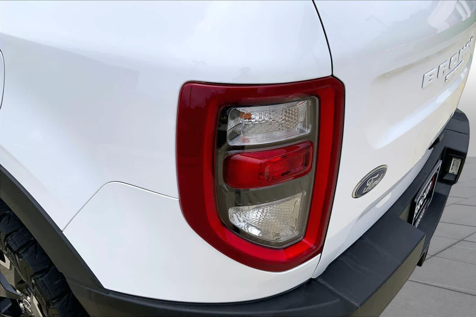 Used 2022 Oxford White Ford Outer Banks image 27