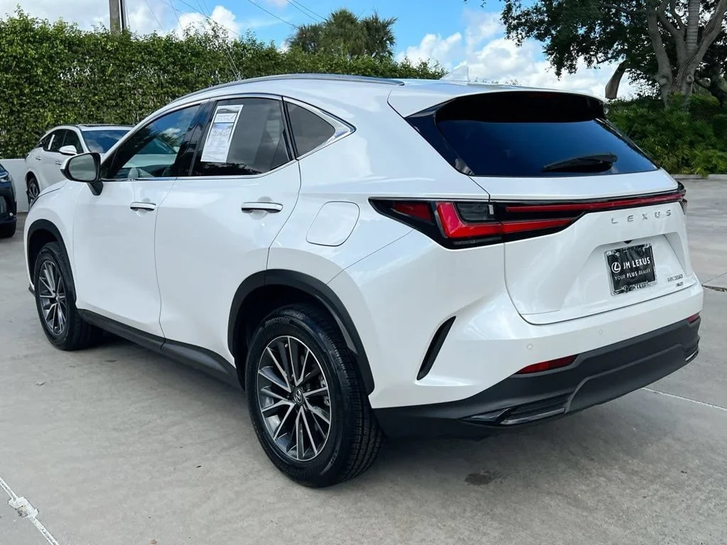 Certified Used 2024 EMINENT WHITE PEARL Lexus 350 Luxury image 5