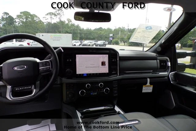 2025 Ford F-350 Super Duty Platinum - Photo 27