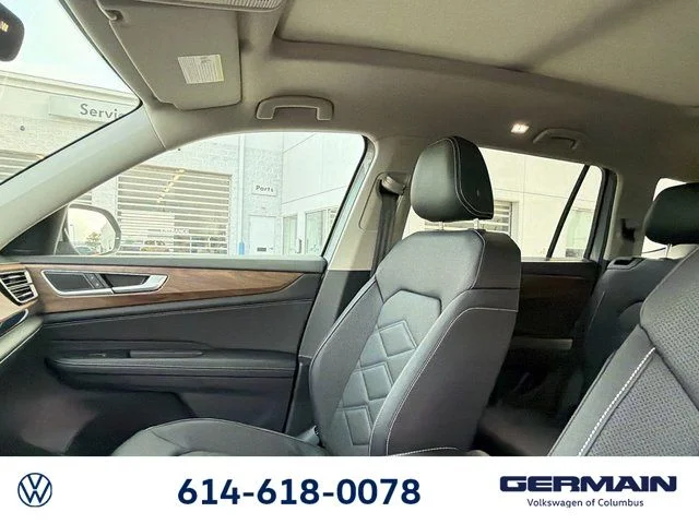 New 2026 Silver Volkswagen SE w/Technology image 23