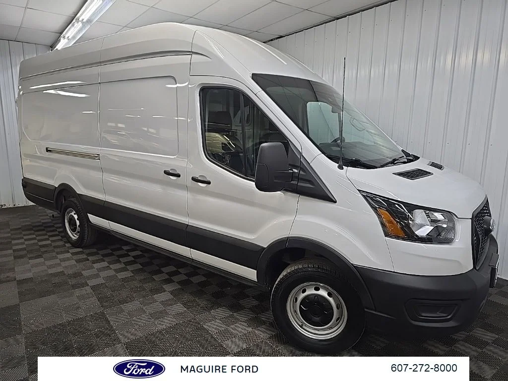 Used 2025 White Ford Base image 7