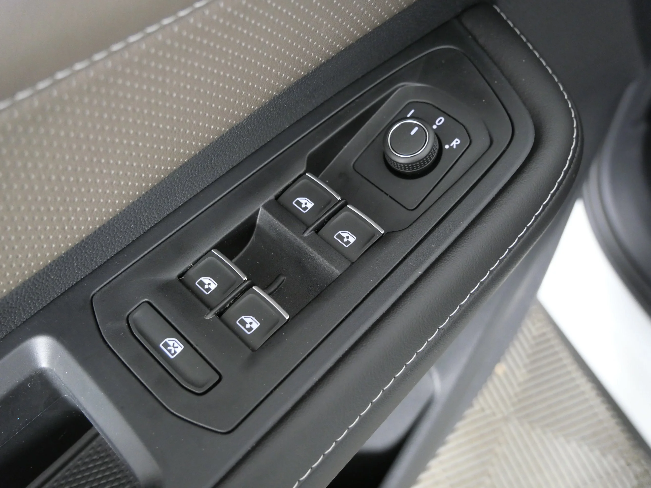 2026 Volkswagen Atlas SEL - Photo 24